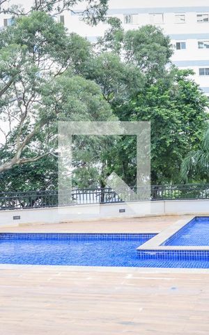 Apartamento à venda com 58m², 2 quartos e 1 vaga Apartamento à venda com 58m², 2 quartos e 1 vagaÁrea comum - Piscina