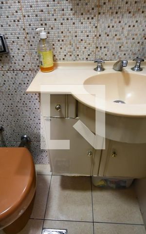 Apartamento à venda com 84m², 3 quartos e 1 vaga Apartamento à venda com 84m², 3 quartos e 1 vagaBanheiro Social