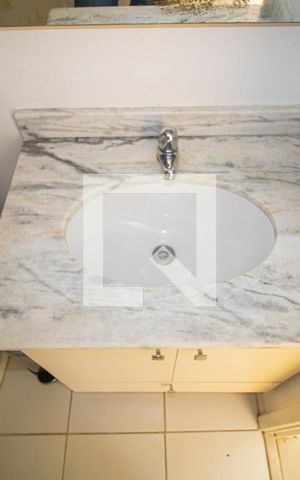 Apartamento para alugar com 61m², 3 quartos e 1 vaga Apartamento para alugar com 61m², 3 quartos e 1 vagaBanheiro Social