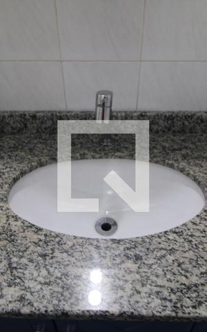 Apartamento para alugar com 68m², 3 quartos e 1 vagaBanheiro