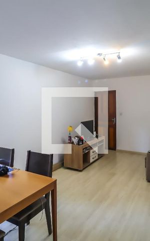 Apartamento à venda com 92m², 3 quartos e 1 vaga Apartamento à venda com 92m², 3 quartos e 1 vagaSala