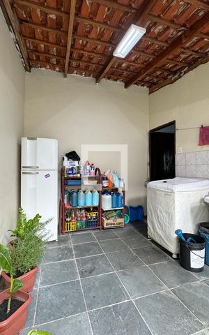 Casa à venda com 180m², 3 quartos e 1 vagaÁrea de Serviço