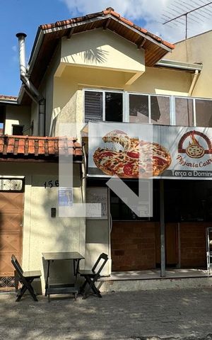 Casa à venda com 180m², 3 quartos e 1 vagaFachada