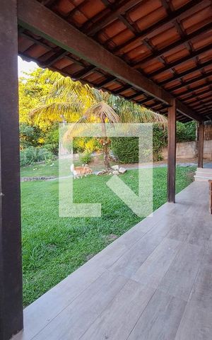 Casa de condomínio à venda com 850m², 4 quartos e 4 vagas Casa de condomínio à venda com 850m², 4 quartos e 4 vagasQuintal