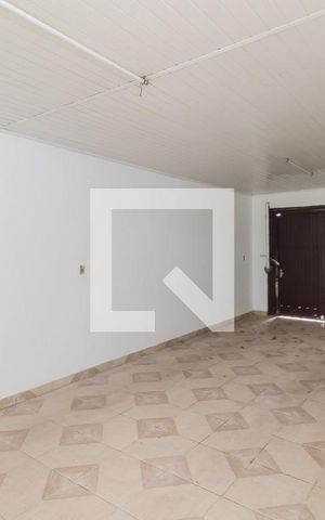 Casa para alugar com 130m², 3 quartos e 4 vagas Casa para alugar com 130m², 3 quartos e 4 vagasGaragem