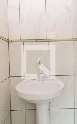 Casa para alugar com 130m², 3 quartos e 4 vagas Casa para alugar com 130m², 3 quartos e 4 vagasBanheiro da Suíte