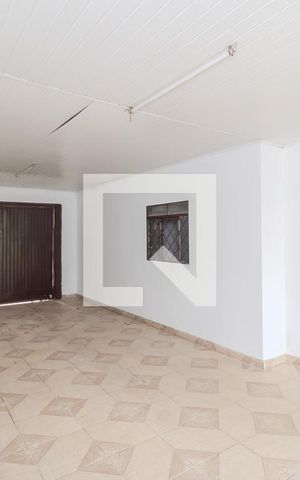 Casa para alugar com 130m², 3 quartos e 4 vagas Casa para alugar com 130m², 3 quartos e 4 vagasGaragem