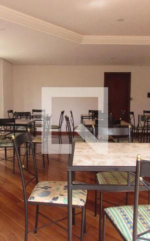Apartamento à venda com 151m², 4 quartos e 3 vagasÁrea comum - Salão de festas