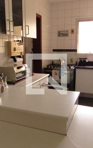 Apartamento à venda com 151m², 4 quartos e 3 vagasCozinha