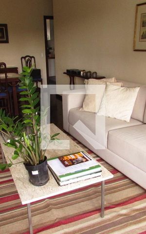 Apartamento à venda com 151m², 4 quartos e 3 vagasSala
