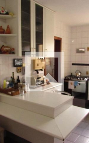 Apartamento à venda com 151m², 4 quartos e 3 vagasCozinha
