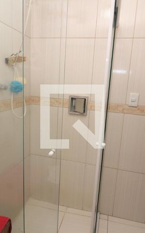 Casa à venda com 105m², 3 quartos e 2 vagasBanheiro da Suíte