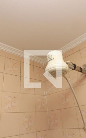 Casa à venda com 105m², 3 quartos e 2 vagasBanheiro