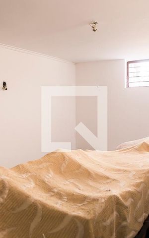 Casa à venda com 230m², 3 quartos e 3 vagas Casa à venda com 230m², 3 quartos e 3 vagasSala Subsolo