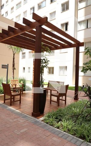 Apartamento à venda com 34m², 2 quartos e sem vagaÁrea comum