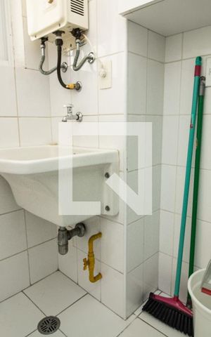 Apartamento à venda com 55m², 2 quartos e 1 vaga Apartamento à venda com 55m², 2 quartos e 1 vagaÁrea de serviço, Tanque e espaço para máquina