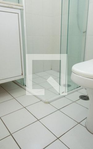 Apartamento à venda com 55m², 2 quartos e 1 vaga Apartamento à venda com 55m², 2 quartos e 1 vagaBanheiro, louça sanitária