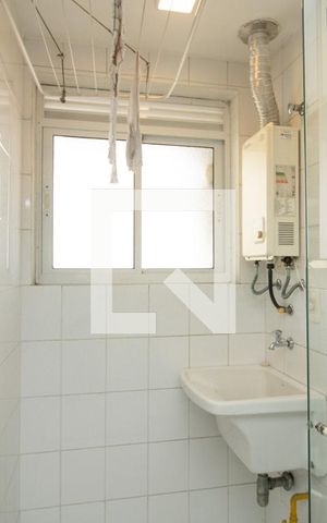 Apartamento à venda com 55m², 2 quartos e 1 vaga Apartamento à venda com 55m², 2 quartos e 1 vagaÁrea de serviço, panorâmica
