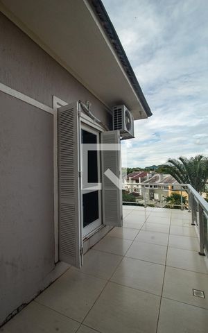 Casa para alugar com 280m², 4 quartos e 1 vaga Casa para alugar com 280m², 4 quartos e 1 vagaVaranda