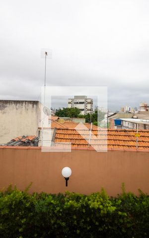 Casa de condomínio à venda com 110m², 3 quartos e 2 vagas Casa de condomínio à venda com 110m², 3 quartos e 2 vagasVista