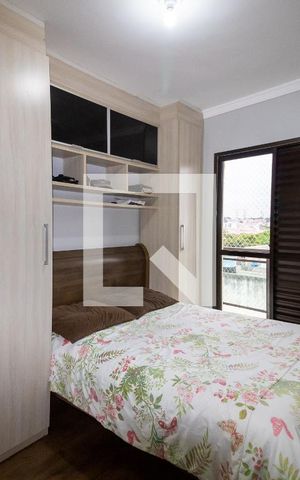 Casa de condomínio à venda com 110m², 3 quartos e 2 vagas Casa de condomínio à venda com 110m², 3 quartos e 2 vagasQuarto