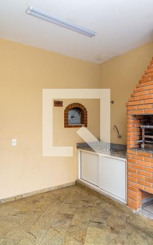 Apartamento à venda com 238m², 4 quartos e 4 vagas Apartamento à venda com 238m², 4 quartos e 4 vagasÁrea comum - Churrasqueira