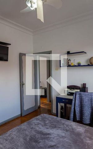 Casa à venda com 500m², 5 quartos e 3 vagas Casa à venda com 500m², 5 quartos e 3 vagasQuarto 5