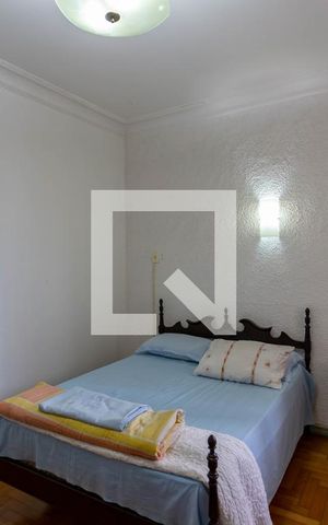 Casa à venda com 500m², 5 quartos e 3 vagas Casa à venda com 500m², 5 quartos e 3 vagasQuarto 1