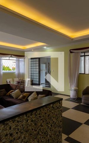 Casa à venda com 500m², 5 quartos e 3 vagas Casa à venda com 500m², 5 quartos e 3 vagasSala 2