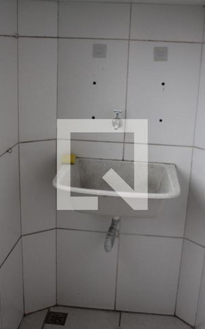 Apartamento para alugar com 75m², 2 quartos e 1 vagaÁrea de Serviço