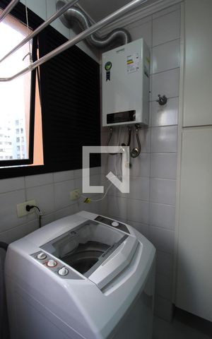 Apartamento para alugar com 68m², 2 quartos e 1 vagaÁrea de Serviço