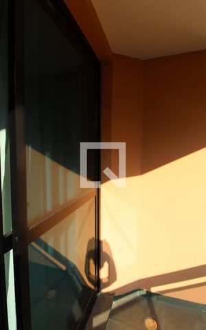 Apartamento para alugar com 68m², 2 quartos e 1 vagaVaranda