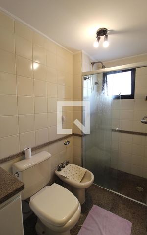 Apartamento para alugar com 68m², 2 quartos e 1 vagaBanheiro da Suíte