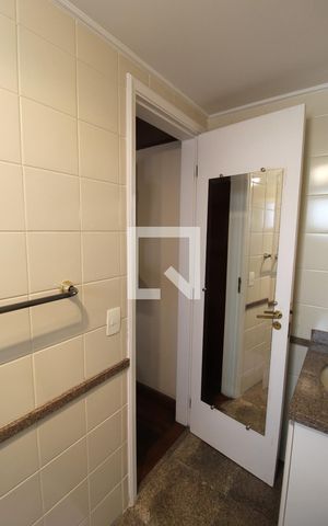 Apartamento para alugar com 68m², 2 quartos e 1 vagaBanheiro da Suíte
