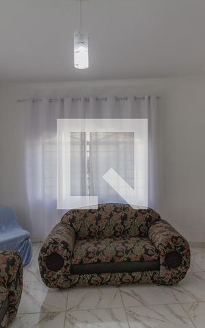 Casa à venda com 130m², 4 quartos e 1 vaga Casa à venda com 130m², 4 quartos e 1 vagaSala