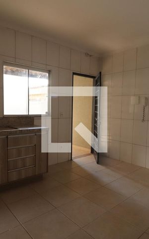 Casa para alugar com 115m², 3 quartos e 2 vagas Casa para alugar com 115m², 3 quartos e 2 vagasCozinha