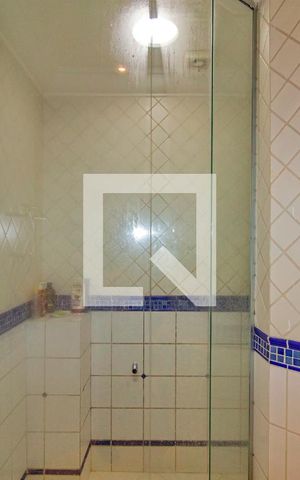 Apartamento à venda com 156m², 3 quartos e 2 vagas Apartamento à venda com 156m², 3 quartos e 2 vagasBanheiro Social