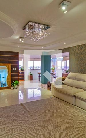 Apartamento à venda com 156m², 3 quartos e 2 vagas Apartamento à venda com 156m², 3 quartos e 2 vagasSala de TV