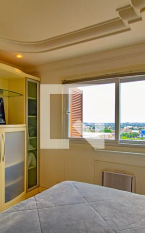 Apartamento à venda com 156m², 3 quartos e 2 vagas Apartamento à venda com 156m², 3 quartos e 2 vagasSuíte