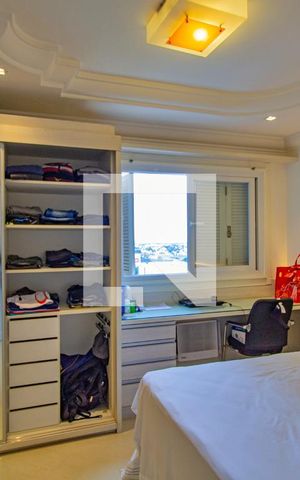 Apartamento à venda com 156m², 3 quartos e 2 vagas Apartamento à venda com 156m², 3 quartos e 2 vagasQuarto 3