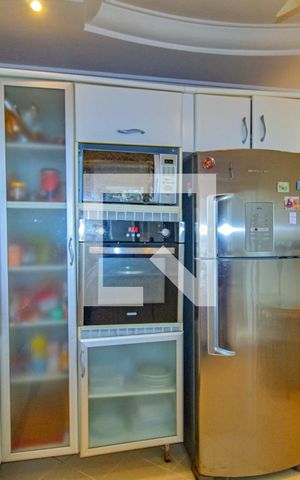 Apartamento à venda com 156m², 3 quartos e 2 vagas Apartamento à venda com 156m², 3 quartos e 2 vagasCozinha - Armários