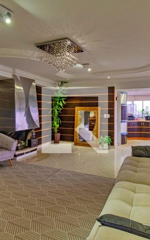 Apartamento à venda com 156m², 3 quartos e 2 vagas Apartamento à venda com 156m², 3 quartos e 2 vagasSala de TV