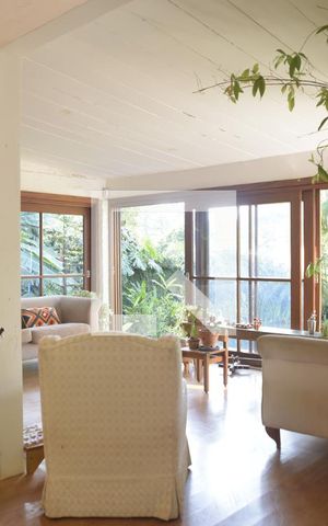 Casa de condomínio para alugar com 320m², 3 quartos e 2 vagasSala
