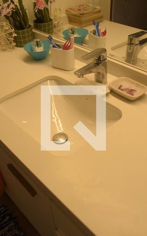 Casa de condomínio para alugar com 320m², 3 quartos e 2 vagasBanheiro social