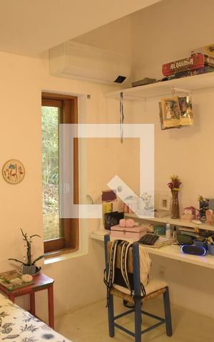 Casa de condomínio para alugar com 320m², 3 quartos e 2 vagasQuarto 2
