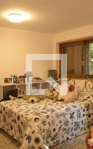 Casa de condomínio para alugar com 320m², 3 quartos e 2 vagasQuarto 2