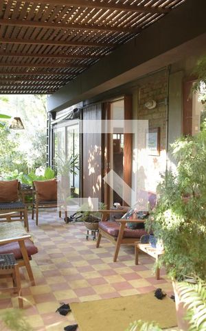 Casa de condomínio para alugar com 320m², 3 quartos e 2 vagasVaranda