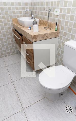 Casa à venda com 130m², 4 quartos e 2 vagasCasa 2 - Banheiro