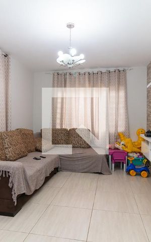 Casa à venda com 130m², 4 quartos e 2 vagasCasa 2 - Sala