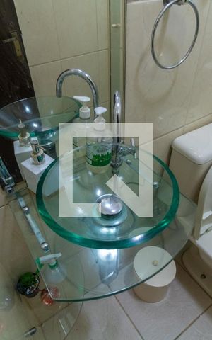 Casa à venda com 70m², 3 quartos e 3 vagas Casa à venda com 70m², 3 quartos e 3 vagasBanheiro 1